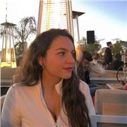 Doy clases particulares económicas, apoyo para las asignaturas que no entiendan y los preparo para los exámenes. La forma de estudio que siempre inculcó es con razonamiento y divertida